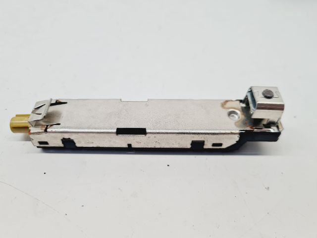 bontott VW GOLF VII Antenna Erősítő