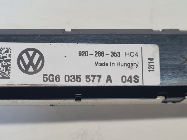 bontott VW GOLF VII Antenna Erősítő