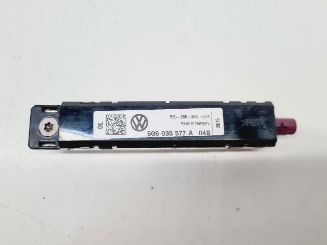bontott VW GOLF VII Antenna Erősítő