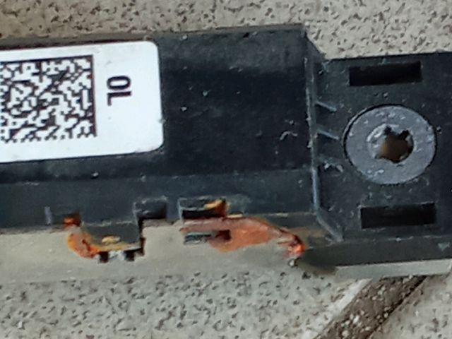 bontott VW GOLF VII Antenna Erősítő