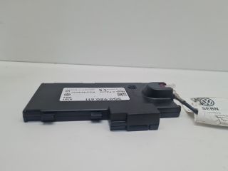 bontott VW GOLF VII Antenna Erősítő