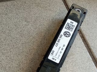 bontott VW GOLF VII Antenna Erősítő