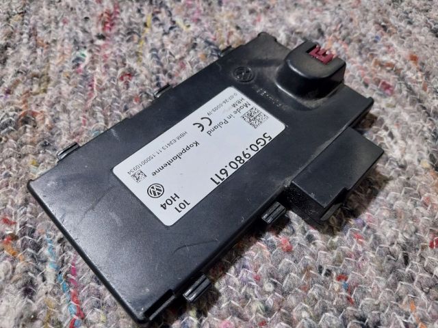 bontott VW GOLF VII Antenna Erősítő