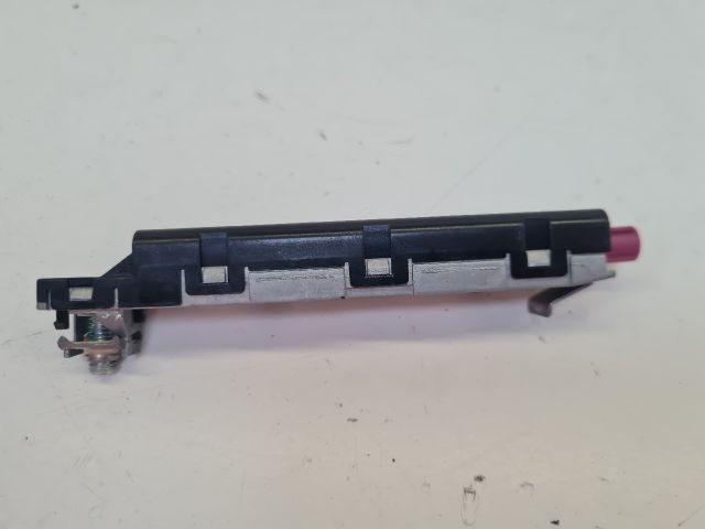 bontott VW GOLF VII Antenna Erősítő