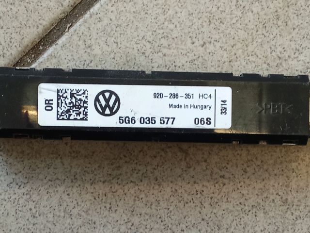 bontott VW GOLF VII Antenna Erősítő
