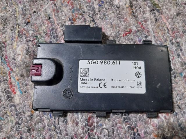 bontott VW GOLF VII Antenna Erősítő