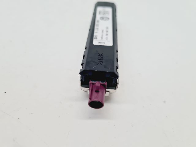 bontott VW GOLF VII Antenna Erősítő