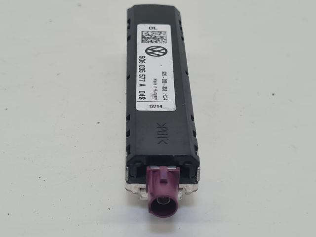 bontott VW GOLF VII Antenna Erősítő