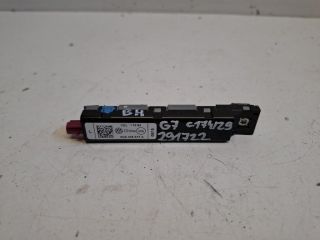 bontott VW GOLF VII Antenna Erősítő