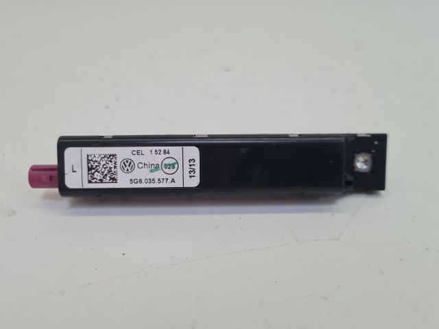 bontott VW GOLF VII Antenna Erősítő