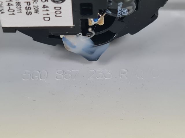 bontott VW GOLF VII Bal A Oszlop Hangszóró Burkolat