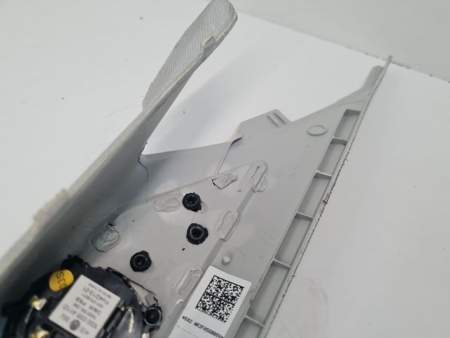 bontott VW GOLF VII Bal A Oszlop Hangszóró Burkolat