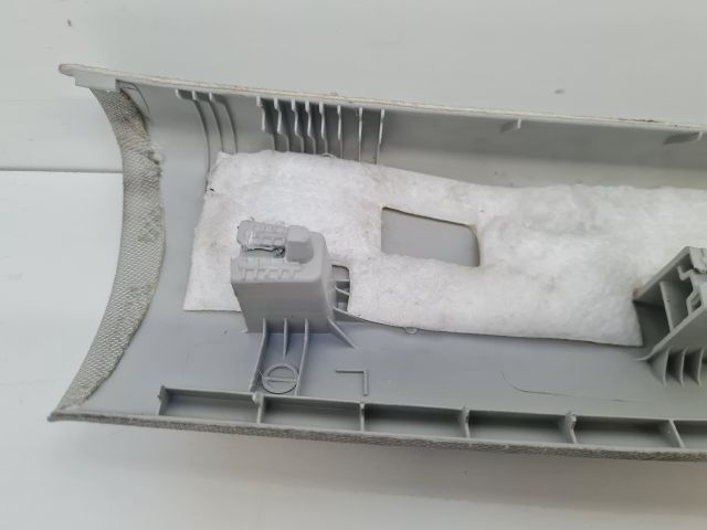 bontott VW GOLF VII Bal A Oszlop Hangszóró Burkolat