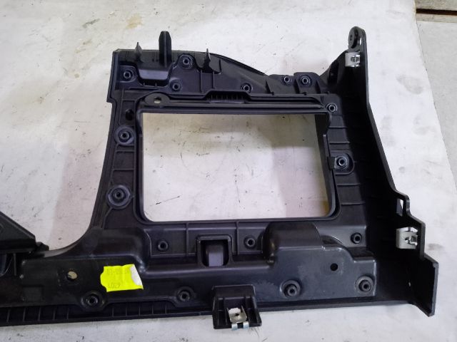 bontott VW GOLF VII Bal Alsó Műszerfal Burkolat