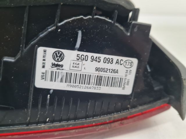 bontott VW GOLF VII Bal Belső Hátsó Lámpa