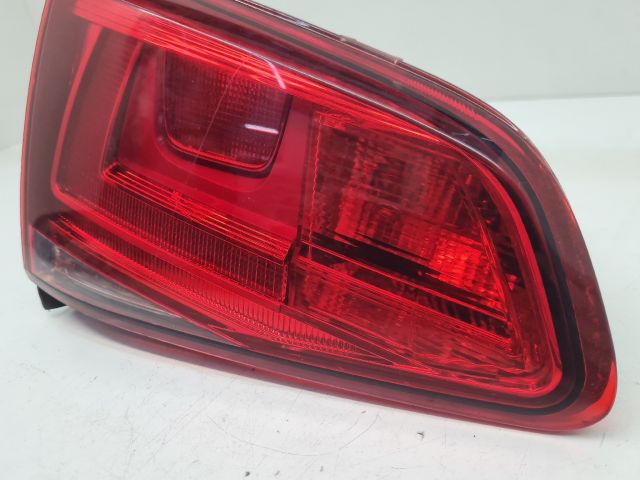 bontott VW GOLF VII Bal Belső Hátsó Lámpa