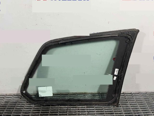 bontott VW GOLF VII Bal C Oszlop