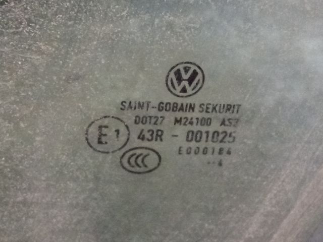 bontott VW GOLF VII Bal első Ablak