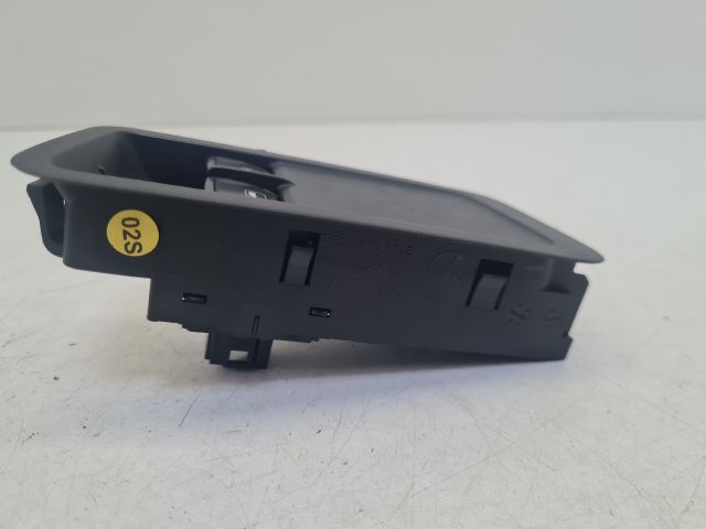 bontott VW GOLF VII Bal első Ablakemelő Kapcsoló