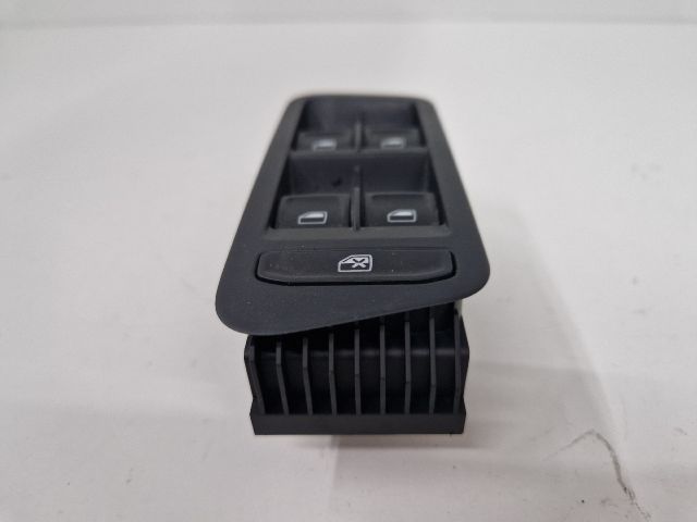 bontott VW GOLF VII Bal első Ablakemelő Kapcsoló