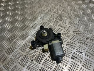 bontott VW GOLF VII Bal első Ablakemelő Motor