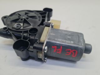 bontott VW GOLF VII Bal első Ablakemelő Motor
