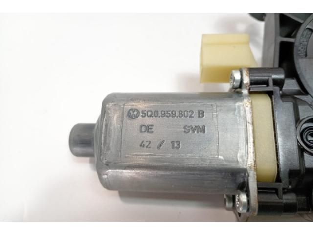 bontott VW GOLF VII Bal első Ablakemelő Motor