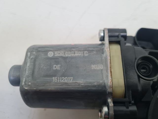 bontott VW GOLF VII Bal első Ablakemelő Motor