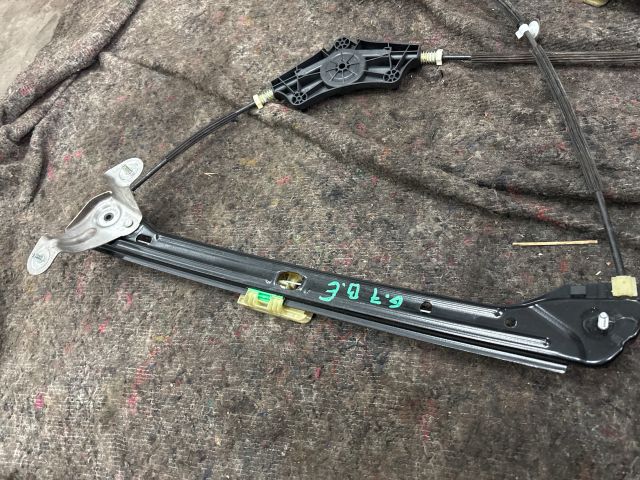 bontott VW GOLF VII Bal első Ablakemelő Szerkezet (Elektromos)