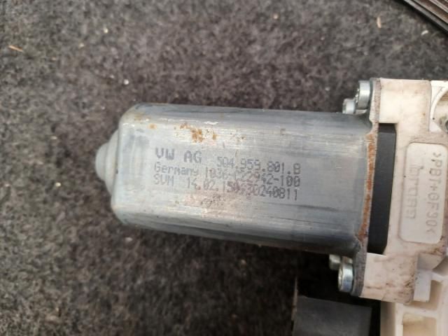 bontott VW GOLF VII Bal első Ablakemelő Szerkezet (Elektromos)