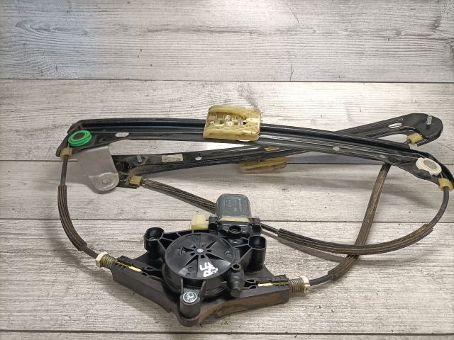 bontott VW GOLF VII Bal első Ablakemelő Szerkezet (Elektromos)