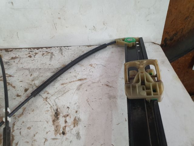 bontott VW GOLF VII Bal első Ablakemelő Szerkezet (Elektromos)