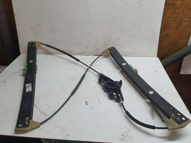 bontott VW GOLF VII Bal első Ablakemelő Szerkezet (Elektromos)