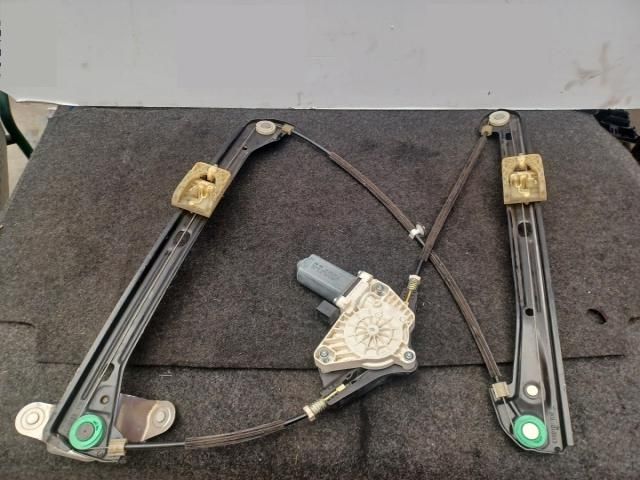 bontott VW GOLF VII Bal első Ablakemelő Szerkezet (Elektromos)