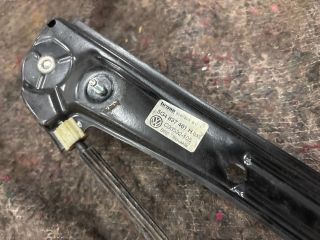 bontott VW GOLF VII Bal első Ablakemelő Szerkezet (Elektromos)