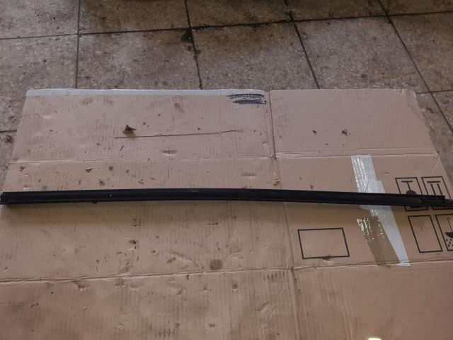 bontott VW GOLF VII Bal első Ablakvezető Gumi