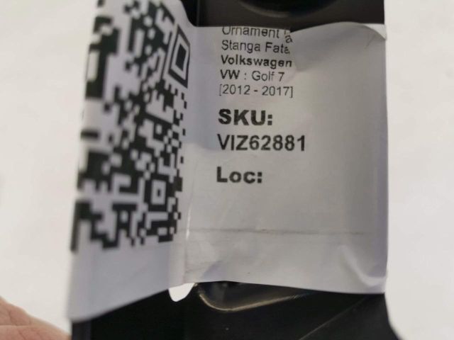 bontott VW GOLF VII Bal első Ajtó Díszléc