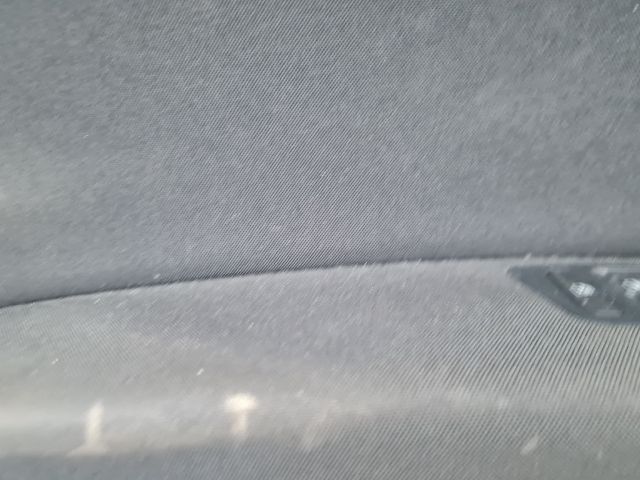 bontott VW GOLF VII Bal első Ajtó Kárpit