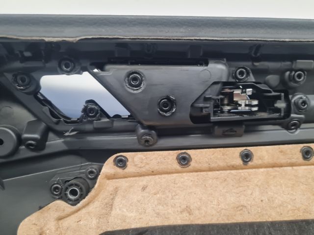 bontott VW GOLF VII Bal első Ajtó Kárpit