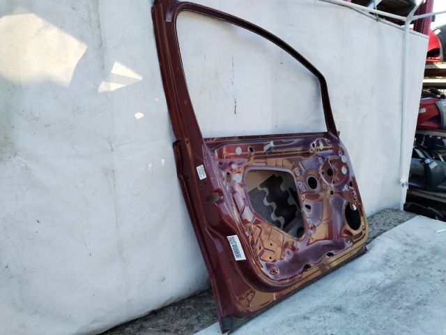 bontott VW GOLF VII Bal első Ajtó (Üres lemez)