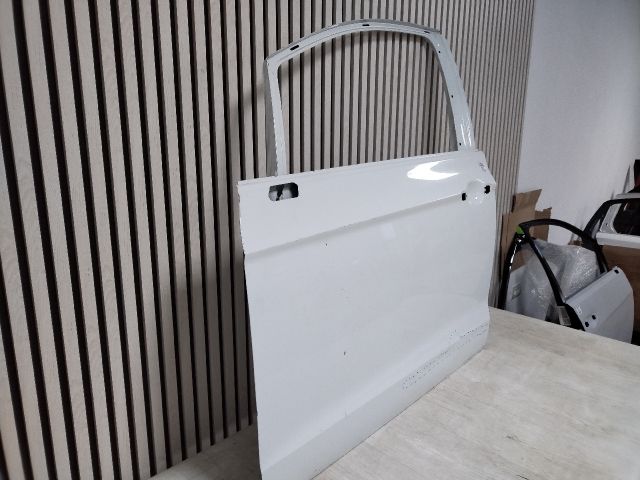 bontott VW GOLF VII Bal első Ajtó (Üres lemez)