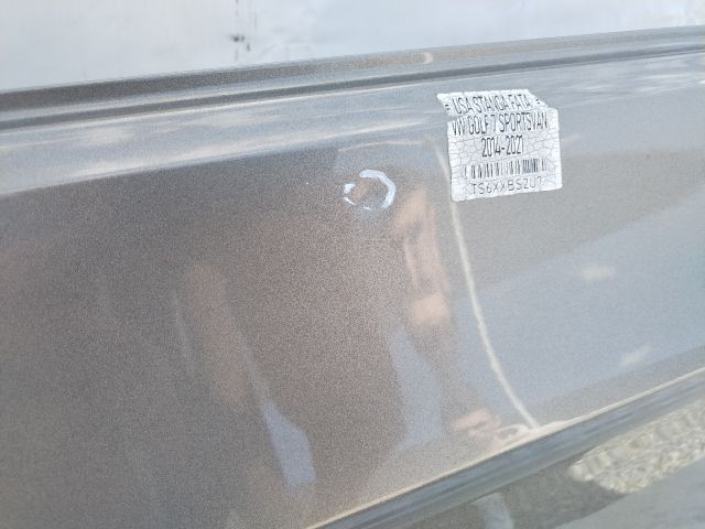 bontott VW GOLF VII Bal első Ajtó (Üres lemez)