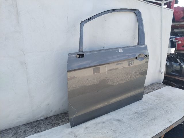 bontott VW GOLF VII Bal első Ajtó (Üres lemez)