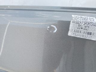 bontott VW GOLF VII Bal első Ajtó (Üres lemez)