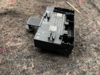 bontott VW GOLF VII Bal első Ajtó Vezérlőegység