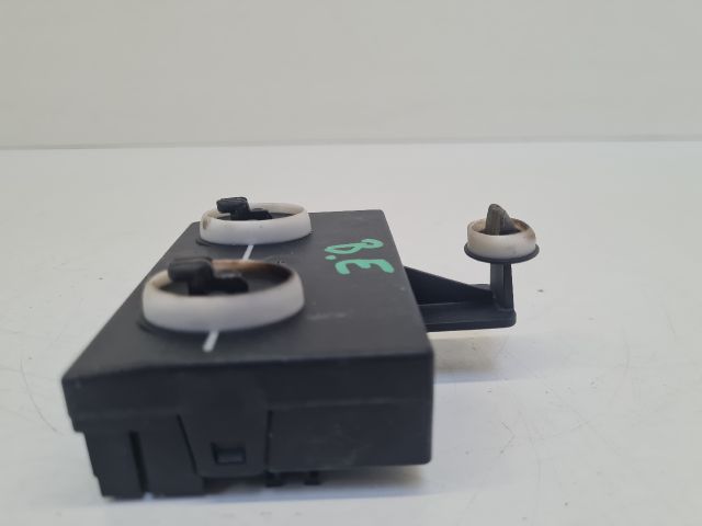 bontott VW GOLF VII Bal első Ajtó Vezérlőegység