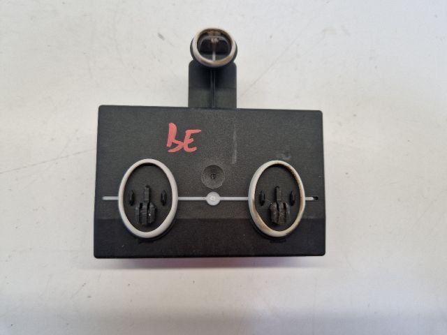 bontott VW GOLF VII Bal első Ajtó Vezérlőegység