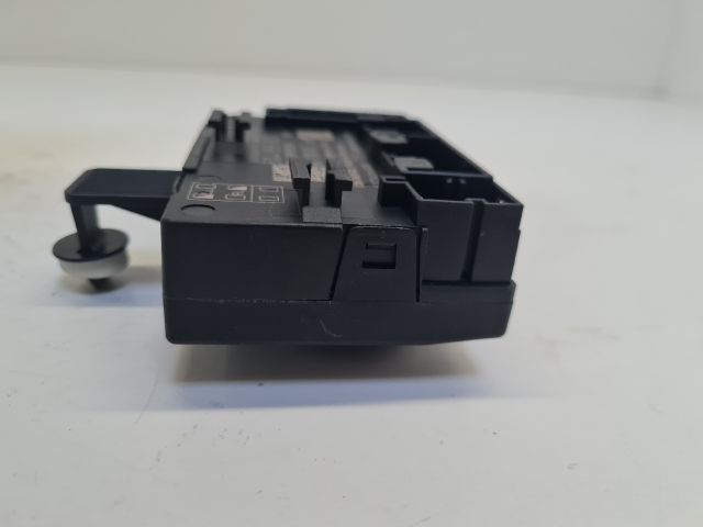 bontott VW GOLF VII Bal első Ajtó Vezérlőegység