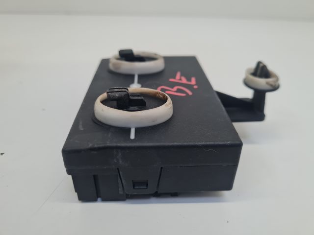 bontott VW GOLF VII Bal első Ajtó Vezérlőegység