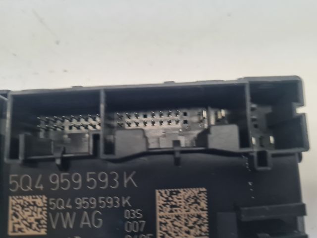 bontott VW GOLF VII Bal első Ajtó Vezérlőegység